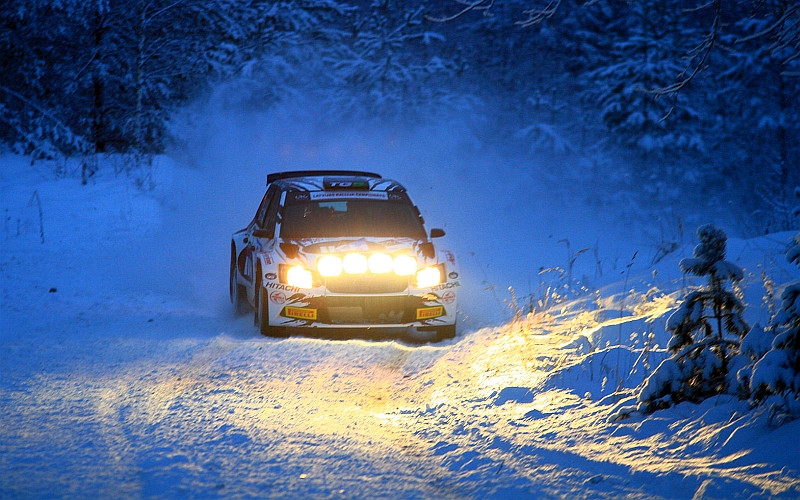16 gadus vecais Rovanpera pārliecinoši triumfē rallijā "Sarma"
