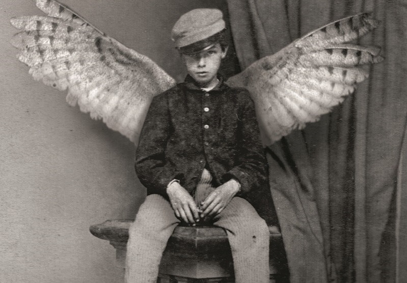 FANTĀZIJA, PIEDZĪVOJUMI UN NEPARASTAS FOTOGRĀFIJAS