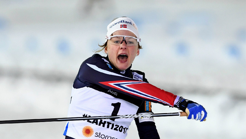 Norvēģu distanču slēpotāji Klēbo un Falla izcīna uzvaras PK sprintā