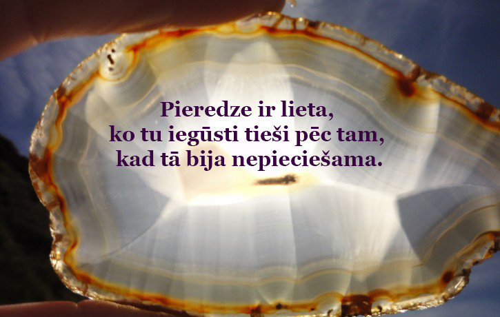 26. maija dienas veiksmes akmens- AHĀTA PLĀKSNĪTE