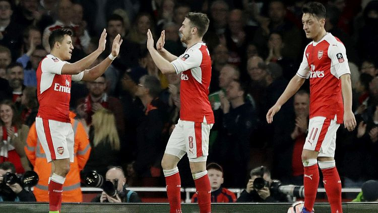 Brīnumi izpaliek: "Arsenal" bez žēlastības sasit piektās līgas komandu