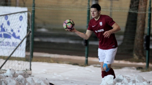 Piesnigušās skolās vai saulainos stadionos – kad jāsāk Virslīgas sezona?