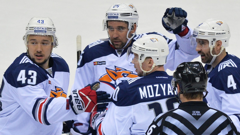 Trīs "hat-trick" autors Zaripovs - KHL mēneša labākais uzbrucējs