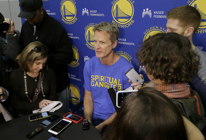 "Warriors" treneris Kers veselības problēmu dēļ pirmajā kārtā vairs nebūs ar komandu