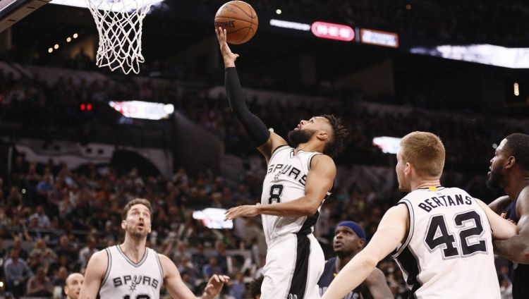 Bertāns un "Spurs" Memfisā: iespēja pielikt punktu sērijai