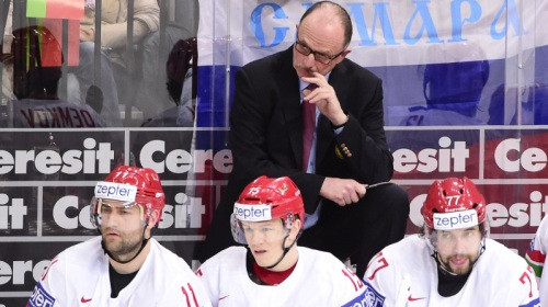 Baltkrievijas izlasi čempionāta priekšvakarā pārmeklē vilcienu stacijā Parīzē