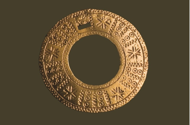 Laiž klajā Latvijas Nacionālā vēstures muzeja arheoloģes Baibas Vaskas monogrāfiju par rotām un ornamentiem