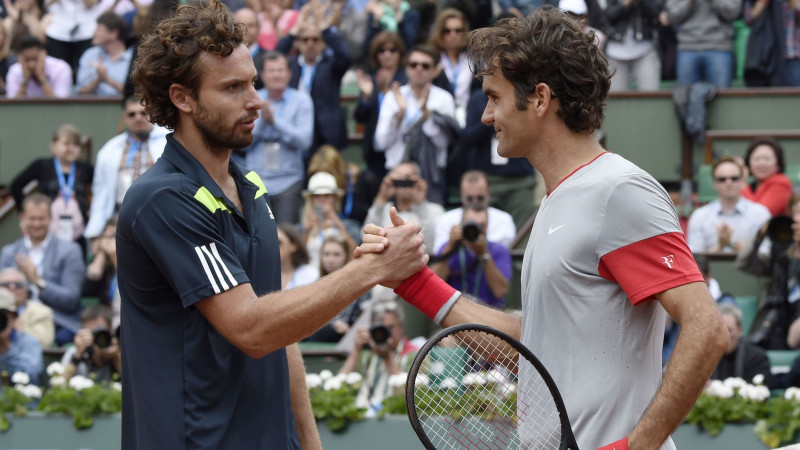 Federers nespēlēs "French Open", Gulbis tiek pamatturnīrā
