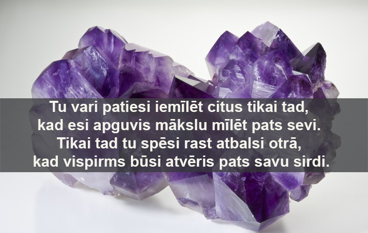 17.maija dienas veiksmes akmens- AMETISTS