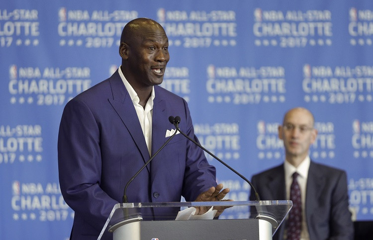 NBA pēc "tualešu likuma" maiņas Šarlotei uztic 2019. gada zvaigžņu spēli