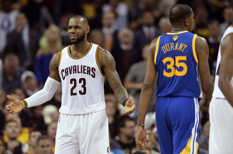 Baumas: Lebrons Džeimss varētu karjeru noslēgt "Lakers" vai "Clippers"