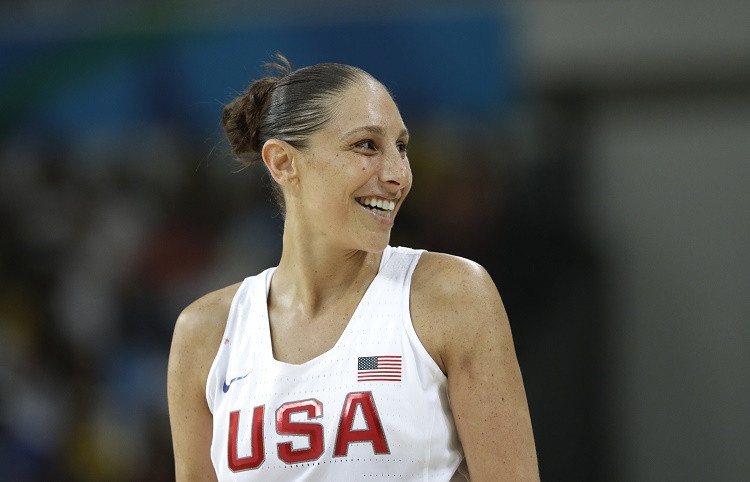 Taurasi ieraksta vārdu vēsturē, kļūst par WNBA rezultatīvāko spēlētāju
