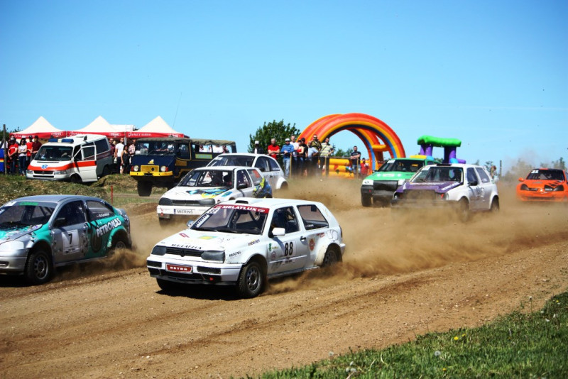 Latviešu pārsteigums Eiropas autokrosā