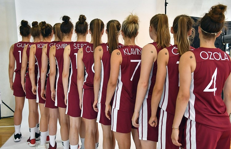The world is not enough: U18 meitenes pēc Itālijas pievēršas Ungārijai