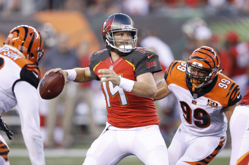 "Bengals" pieveic "Buccaneers"