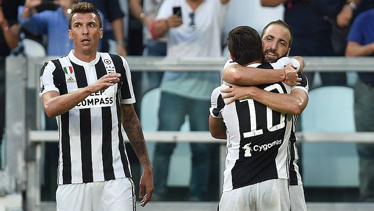 "Napoli" un "Juventus" uzvar, "Inter" sāk krietni atpalikt