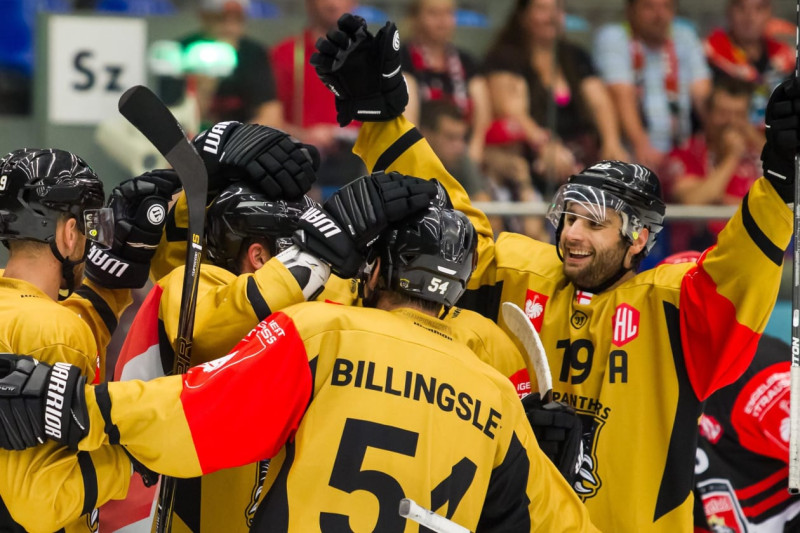 Džeriņa "Mountfield" zaudē Notingemas "Panthers", Ķēniņa "Lions" grauj "Rapaces"