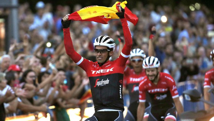 Divkārtējam ''Tour de France'' čempionam Kontadoram izoperē vairāk nekā 100 labdabīgus audzējus