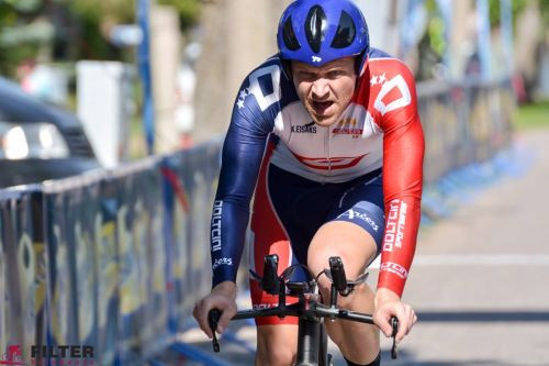 Eisaks, Krūmina un "Evelo team" triumfē Latvijas šosejas riteņbraukšanas amatieru rangā