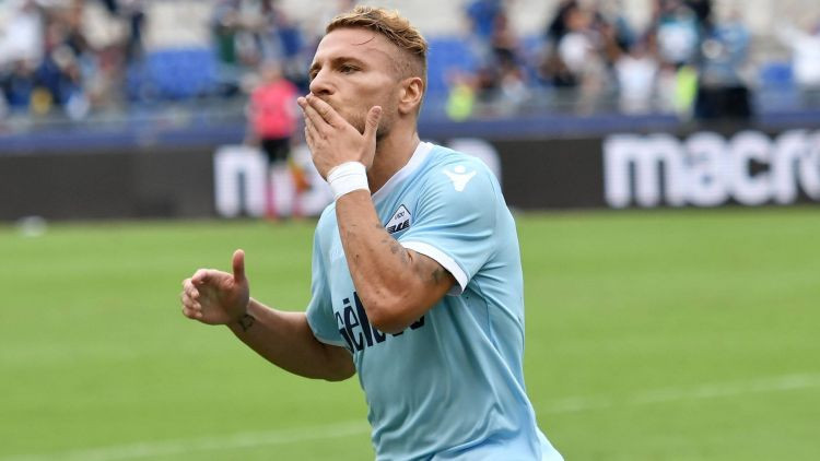 Imobile desmit minūtēs satriec Milānu, "Napoli" un "Inter" turpina perfekti