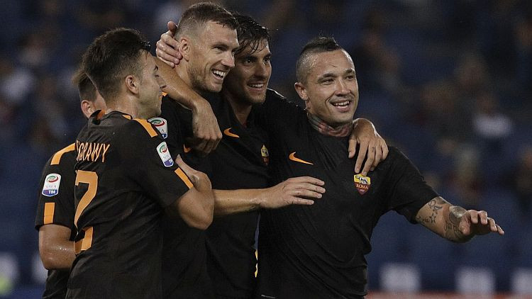 "Inter" uzvar ceturto spēli pēc kārtas, panākums arī Romai
