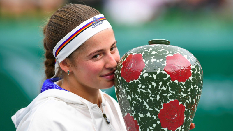 Ostapenko Seulā izcīna otro WTA titulu
