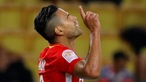 Falkao kārtējie vārti, Francijas čempione "Monaco" kompensācijas laikā izlaiž uzvaru