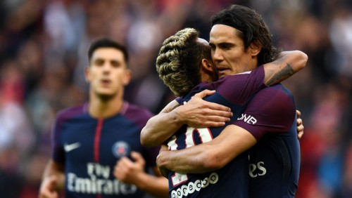 Neimāram satriecošs tiešais brīvsitiens, PSG iesit sešus un sabradā "Bordeaux"
