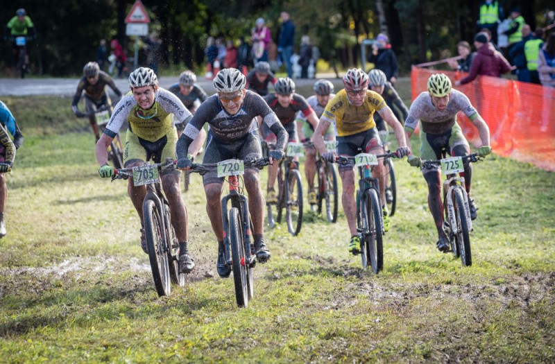 SEB MTB maratona Jaunmārupes posmā dominē ZZK, spraiga cīņa "Virši-A" distancē