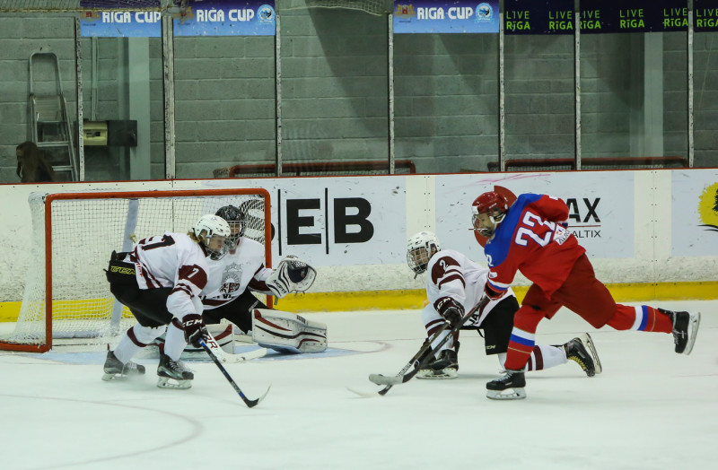 U17 hokejisti zaudē Krievijas U16 izlasei