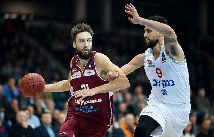 Peineram perfekta precizitāte, Štālbergs apspēlē Izraēlas čempionus