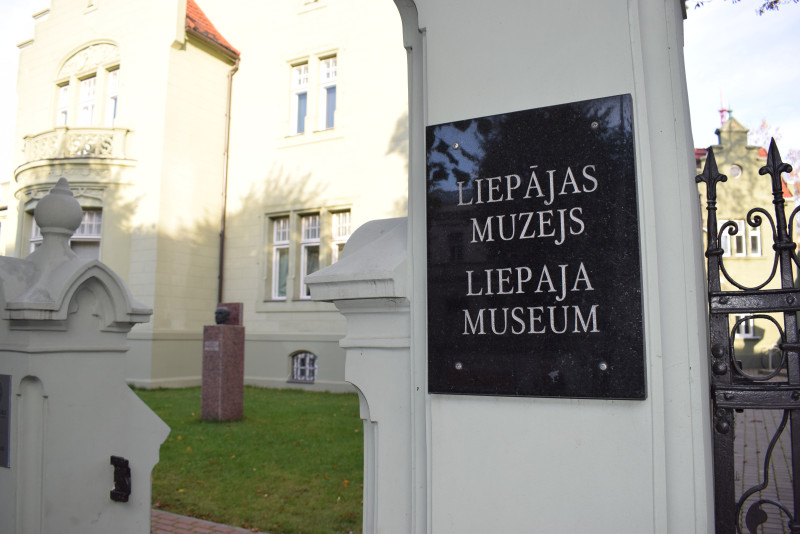 Liepājas muzejs aicina uz lekciju par dzimtas koka izpēti un veidošanu