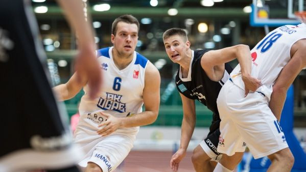 Sirsniņam seši, Vītolam pieci trīspunktnieki, "Ogre" pārbrauc pāri kazahiem