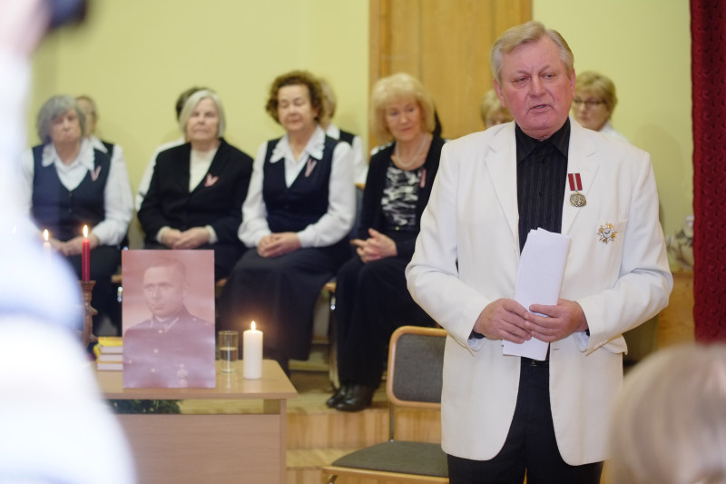 Sirdsapziņas atgādinājums. Leitnantam Rubenim (Bruņiniekam Robertam) – 100