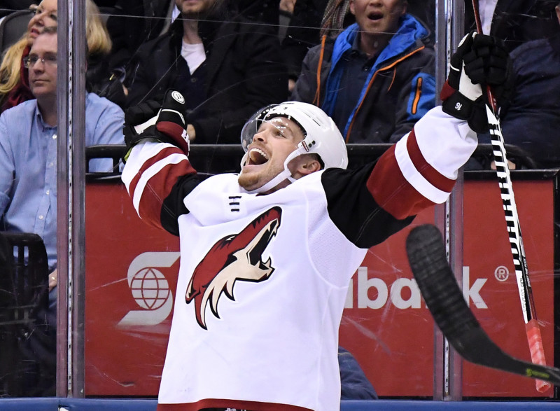 "Coyotes" pārspēj Toronto un svin trešo uzvaru pēc kārtas