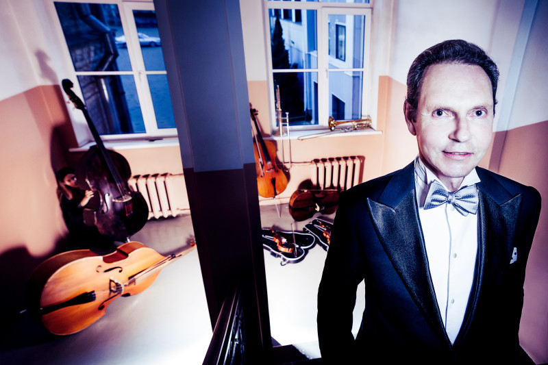 Džeza pianists Harijs Bašs spēlēs Operetes Jaungada koncertos IN BLUE