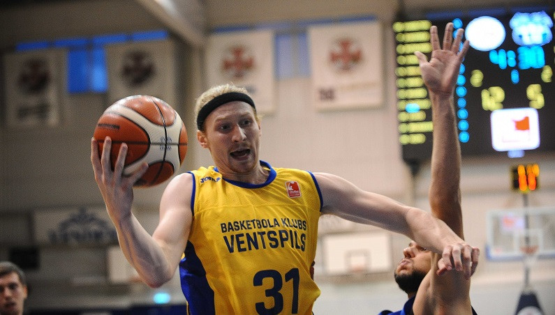 Studenti cīnās, bet uzvar "Ventspils"