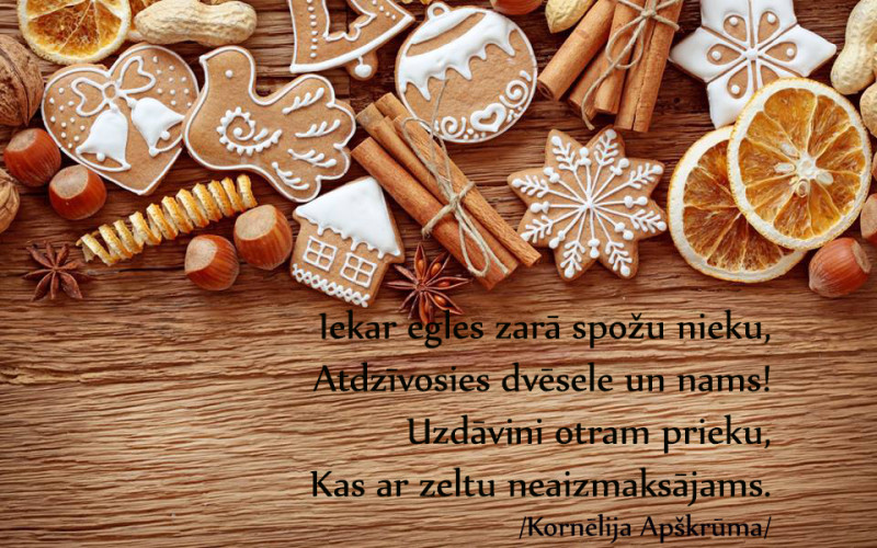 3 veidi, kā izmantot piparkūkas svētku noskaņas radīšanai