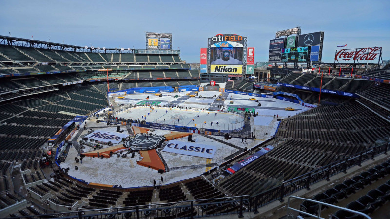 Desmitā Ziemas klasika: Girgensons beisbola stadionā pret "Rangers"