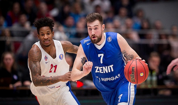 CSKA zaudē Sanktpēterburgā un atkrīt uz trešo vietu VTB līgā