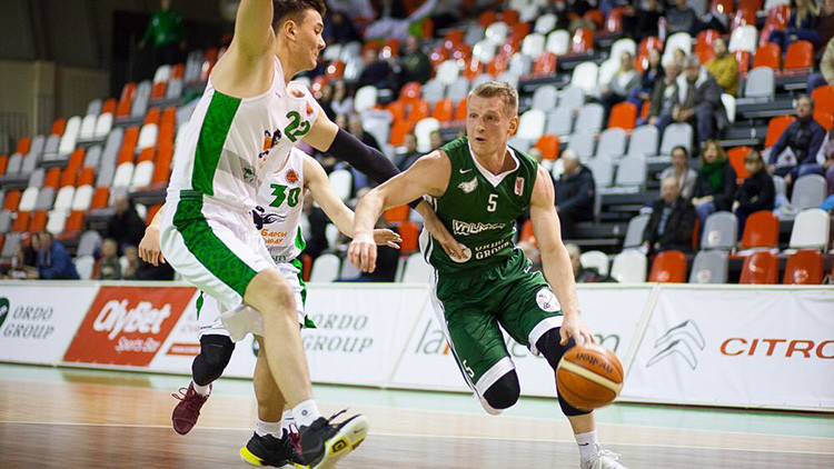 Kaufmanim un Iļjinam pa "double-double", valmierieši veic 17:0 spurtu un pārspēj "Barsy"