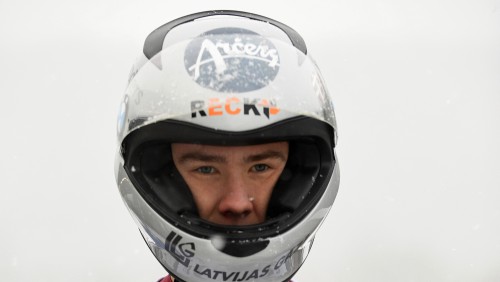 Bobslejista Bērziņa četrinieks paliek uzreiz aiz goda pjedestāla pasaules U-23 čempionātā