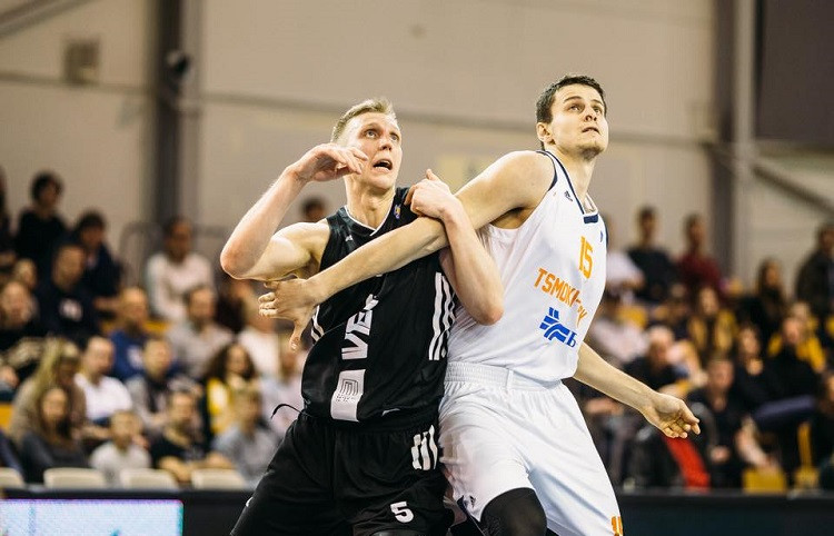 Mejerim ekonomiskais "double-double", VEF uzvaru sērija turpinās