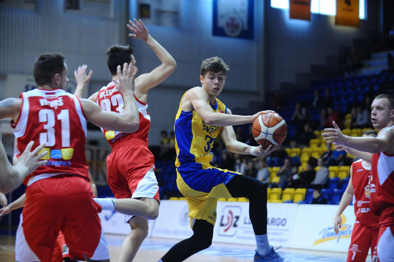 Lūši 35 minūtes pretojas cienīgi, tomēr beigās atzīst "Ventspils" pārākumu