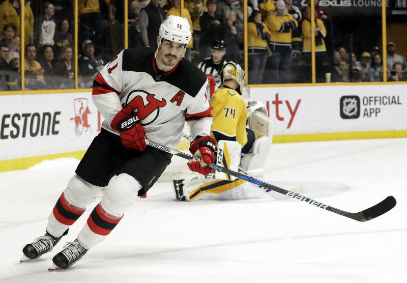 "Devils" pārtrauc "Predators" desmit uzvaru sēriju