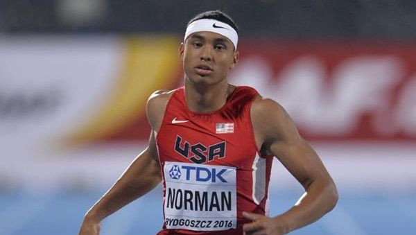 Distanci veicot tikai trešo reizi karjerā, amerikānis Normens labo pasaules rekordu 400m telpās
