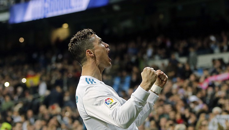 Ronaldu ķer Mesi, Madrides "Real" dzenas pakaļ "Atletico"