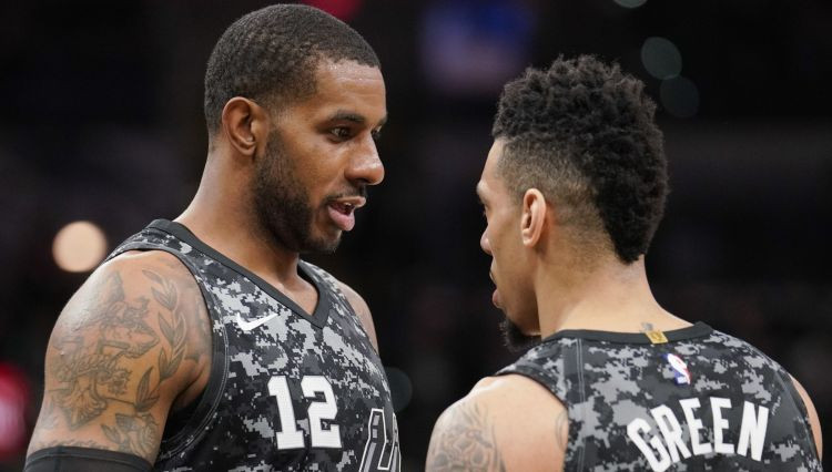 Bertānam trīs punkti, "Spurs" piektā uzvara pēc kārtas
