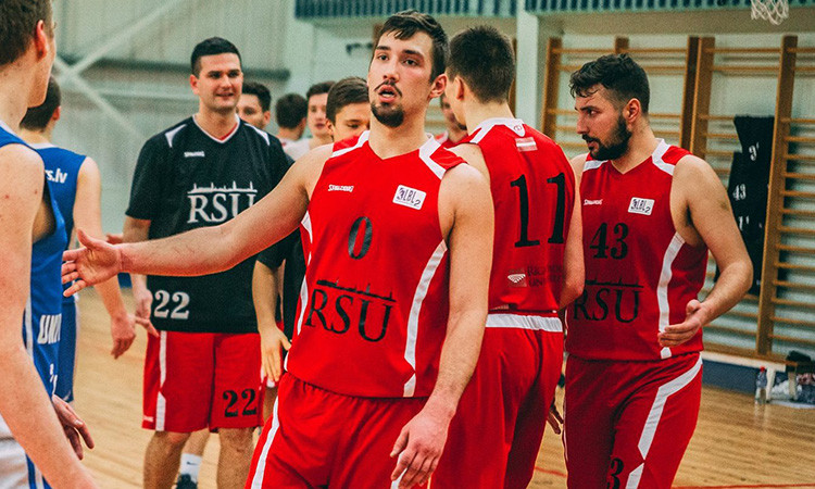 A.Ginters ar metienu no centra izrauj RSU uzvaru pār "Jelgavu/LLU"