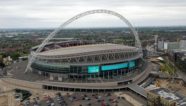 Anglijas FA saņem piedāvājumu par 920 miljoniem eiro pārdot Vemblija stadionu